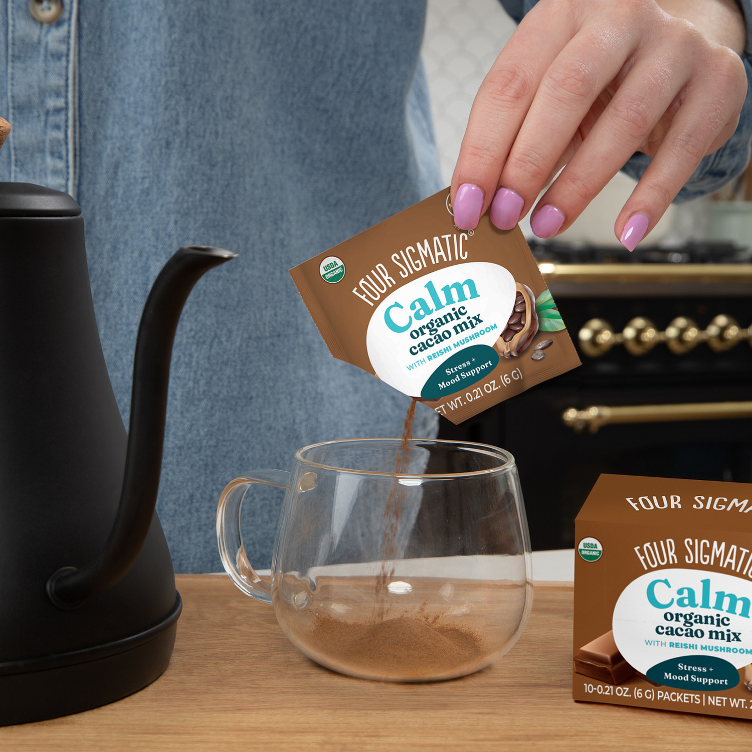 calm-cacao-packets-s5 calm-cocoa-ss-lifestyle-2026_1.png
