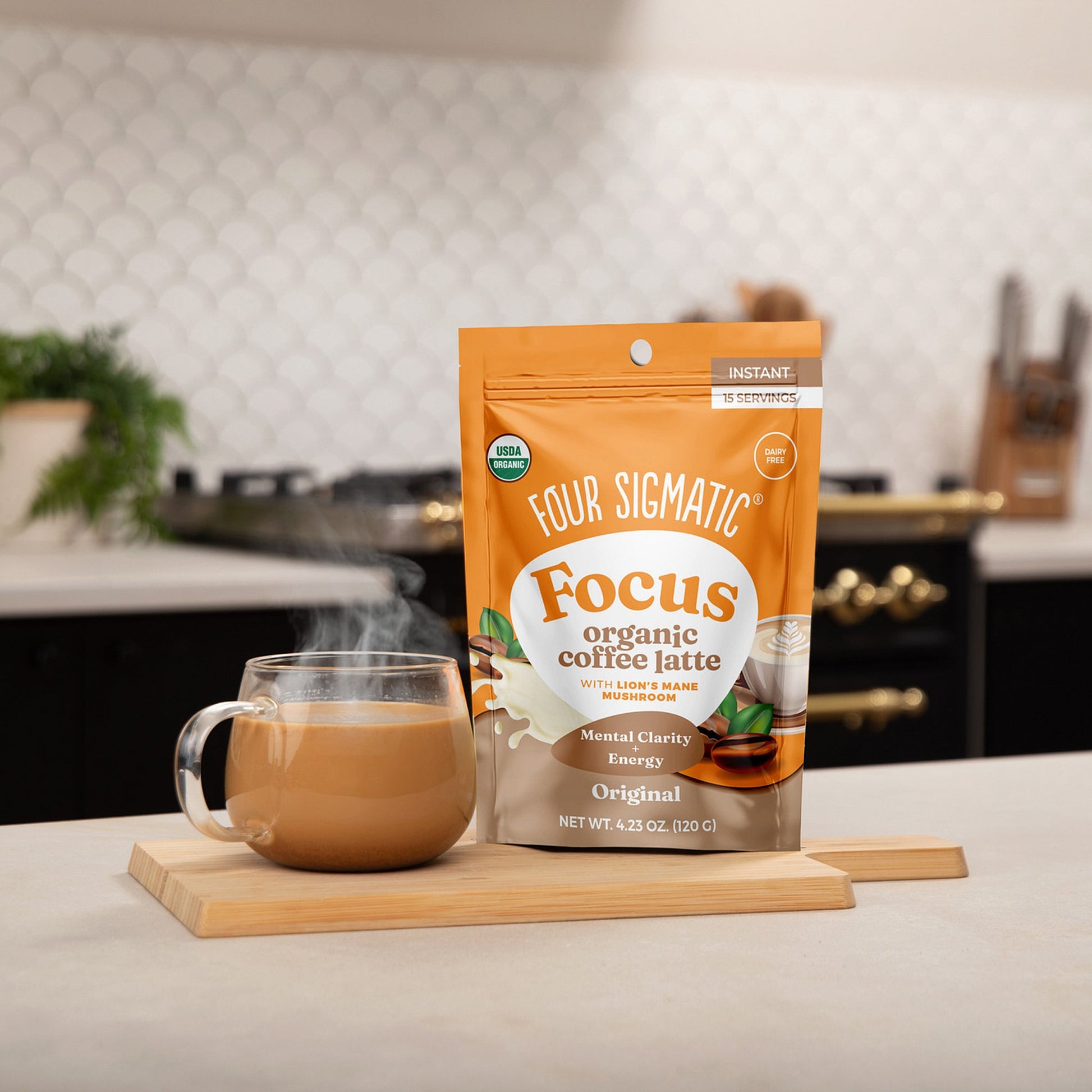 focus-organic-coffee-latte-original-p6 focus-latte-original-lifestyle2-2026.jpg