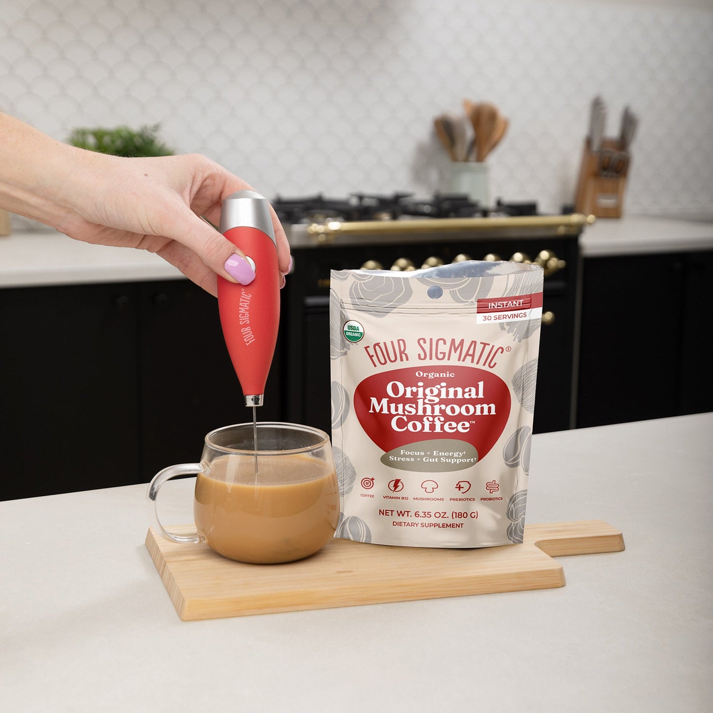 original-mushroom-coffeetm-b8 ogm-instant-ms-lifestyle2-2026_74863389-d0cf-464c-a566-c5b3c194e85d.jpg